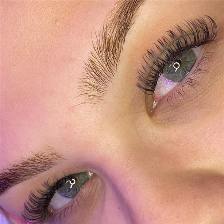 Classic Flat Lashes 0.15 C Mix